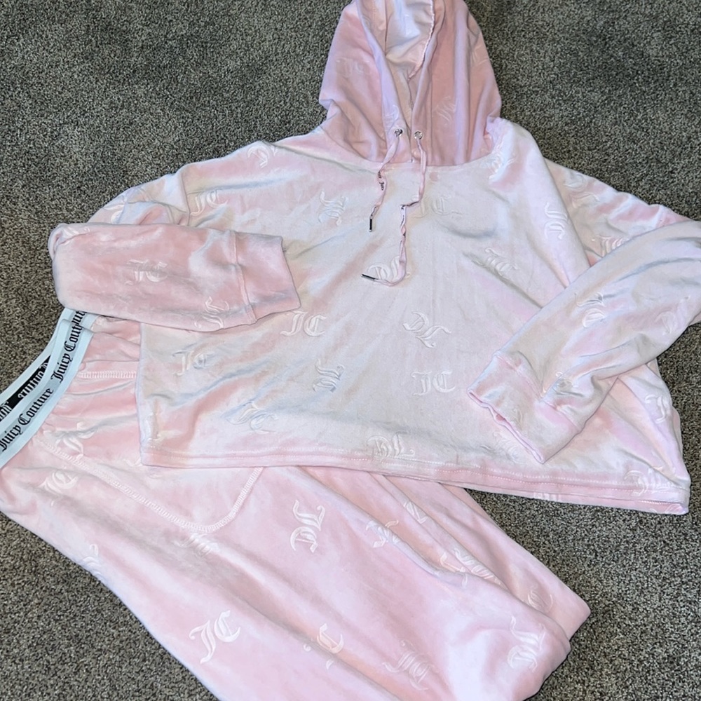 Juicy Couture Velour Set